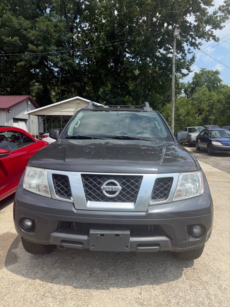 2014 GRAY NISSAN FRONTIER S (1N6AD0EVXEN) with an 4.0L engine, Automatic transmission, located at 3338 US Rt. 60 East, Huntington, WV, 25705, (304) 733-9888, 38.411072, -82.379471- Photo#1