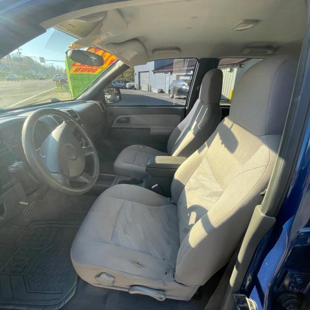 2005 BLUE CHEVROLET COLORADO Z71 (1GCDT136258) with an 3.5L engine, Automatic transmission, located at 3338 US Rt. 60 East, Huntington, WV, 25705, (304) 733-9888, 38.411072, -82.379471 - Photo#0