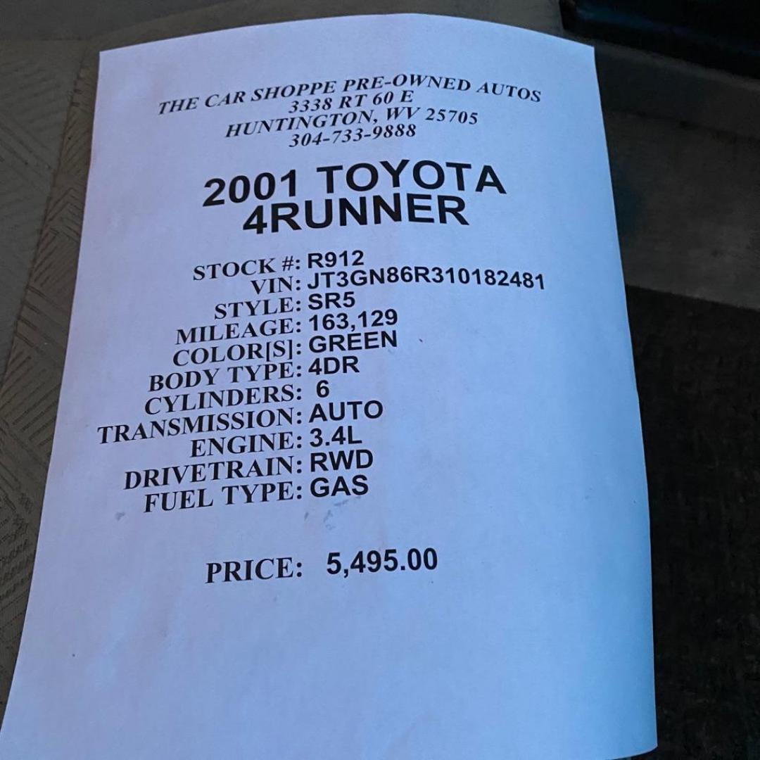2016 GRAY HYUNDAI SANTA FE SE (KM8SMDHF4GU) with an 3.3L engine, Automatic transmission, located at 3338 US Rt. 60 East, Huntington, WV, 25705, (304) 733-9888, 38.411072, -82.379471 - Photo#7