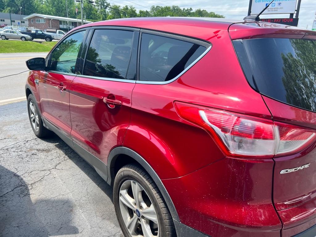 photo of 2015 FORD ESCAPE 4DR