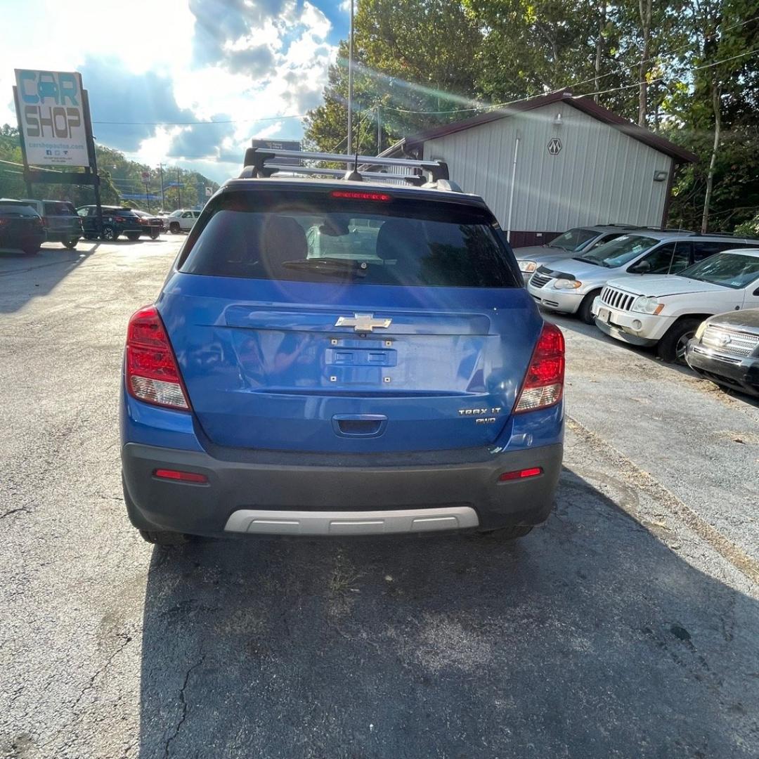 2015 BLUE CHEVROLET TRAX 1LT (KL7CJRSB5FB) with an 1.4L engine, Automatic transmission, located at 3338 US Rt. 60 East, Huntington, WV, 25705, (304) 733-9888, 38.411072, -82.379471- Photo#0