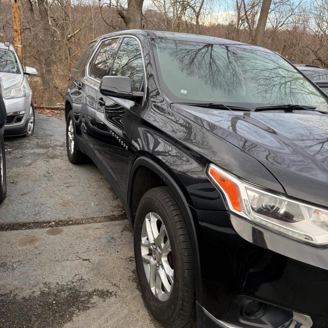 2019 BLACK CHEVROLET TRAVERSE LS (1GNERFKW7KJ) with an 3.6L engine, Automatic transmission, located at 3338 US Rt. 60 East, Huntington, WV, 25705, (304) 733-9888, 38.411072, -82.379471 - Photo#2