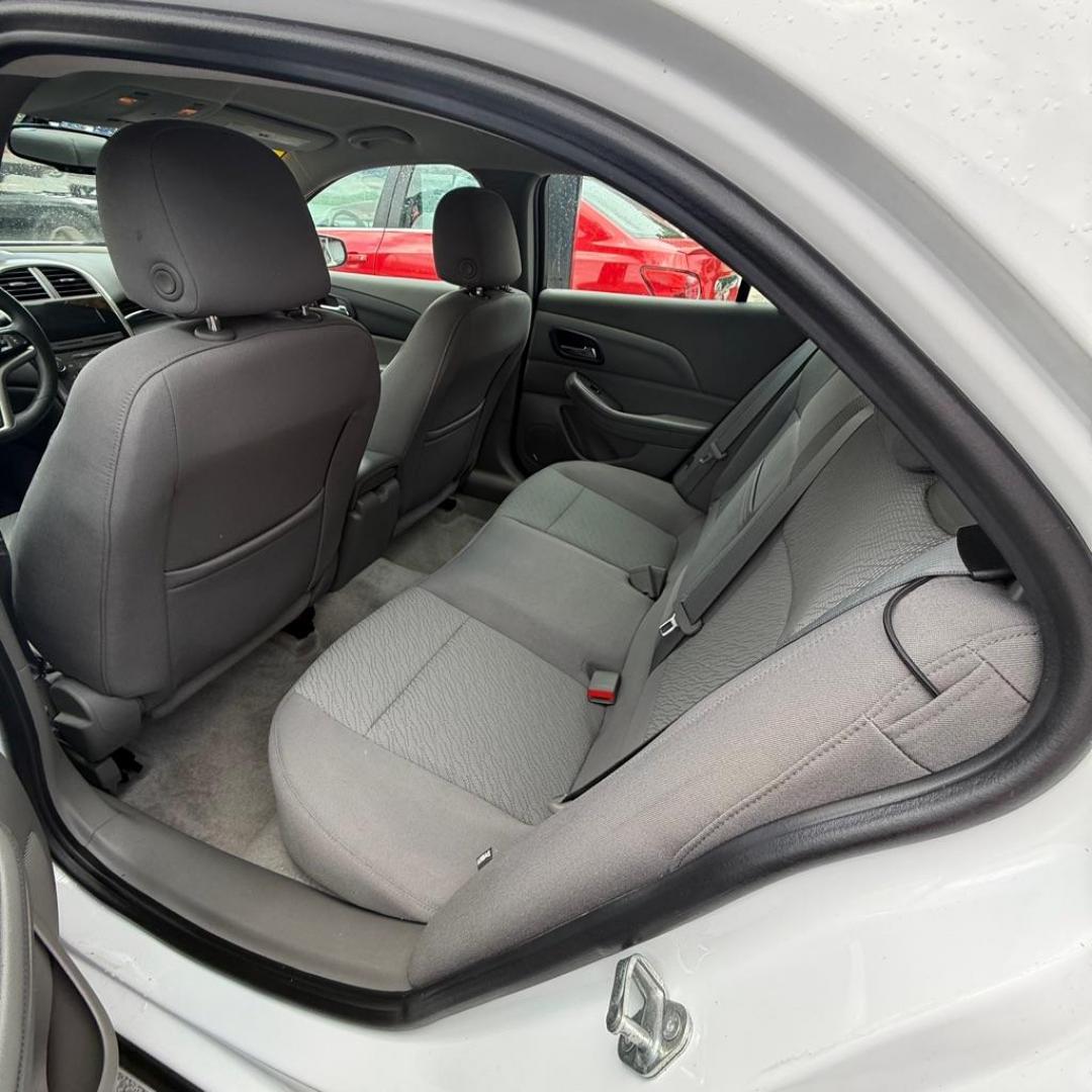2013 WHITE CHEVROLET MALIBU LS (1G11B5SA9DF) with an 2.5L engine, Automatic transmission, located at 3338 US Rt. 60 East, Huntington, WV, 25705, (304) 733-9888, 38.411072, -82.379471 - Photo#7