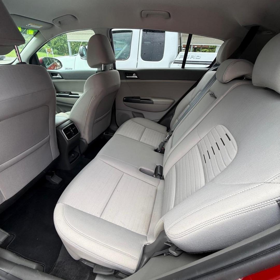 2017 RED KIA SPORTAGE LX (KNDPMCAC0H7) with an 2.4L engine, Automatic transmission, located at 3338 US Rt. 60 East, Huntington, WV, 25705, (304) 733-9888, 38.411072, -82.379471 - Photo#9