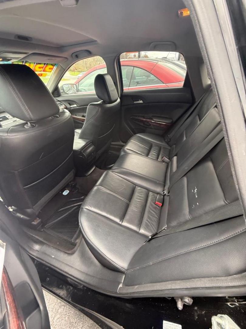 2010 BLACK HONDA ACCORD CROSSTOU EXL (5J6TF1H51AL) with an 3.5L engine, Automatic transmission, located at 3338 US Rt. 60 East, Huntington, WV, 25705, (304) 733-9888, 38.411072, -82.379471 - Photo#7