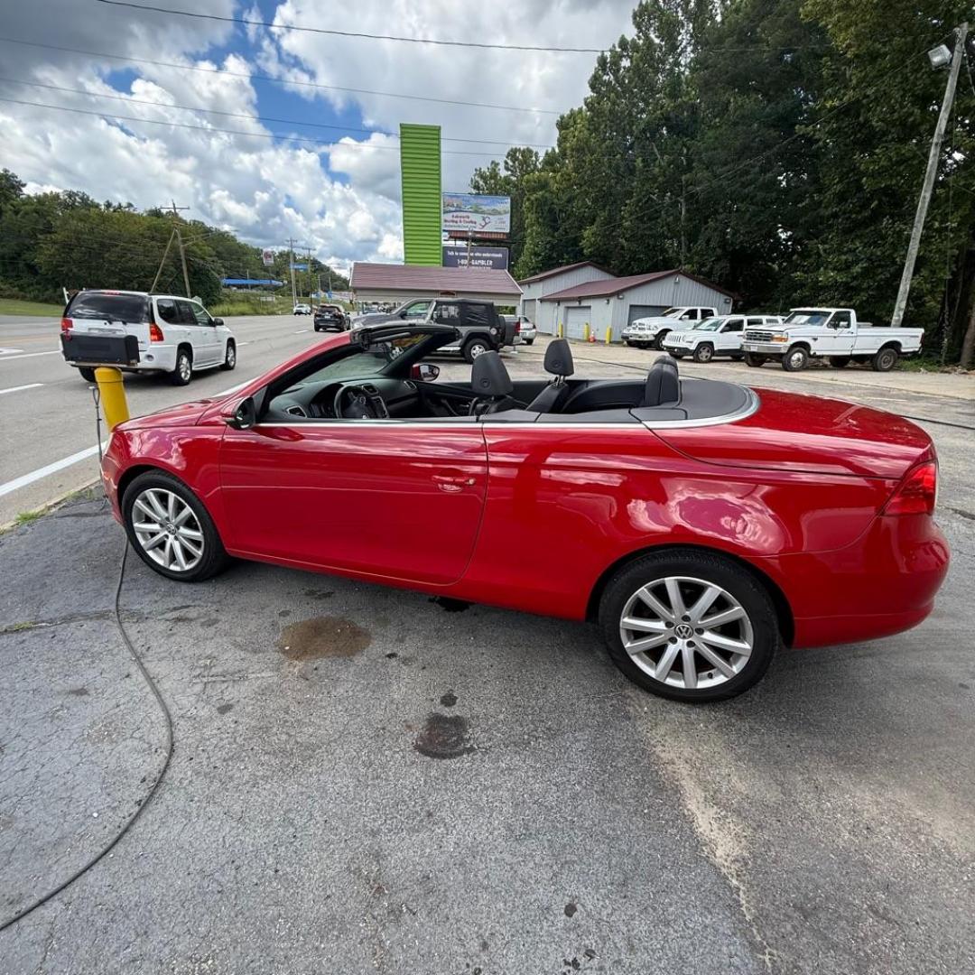 2010 RED VOLKSWAGEN EOS KOMFORT (WVWBA7AH3AV) with an 2.0L engine, Automatic transmission, located at 3338 US Rt. 60 East, Huntington, WV, 25705, (304) 733-9888, 38.411072, -82.379471 - Photo#3