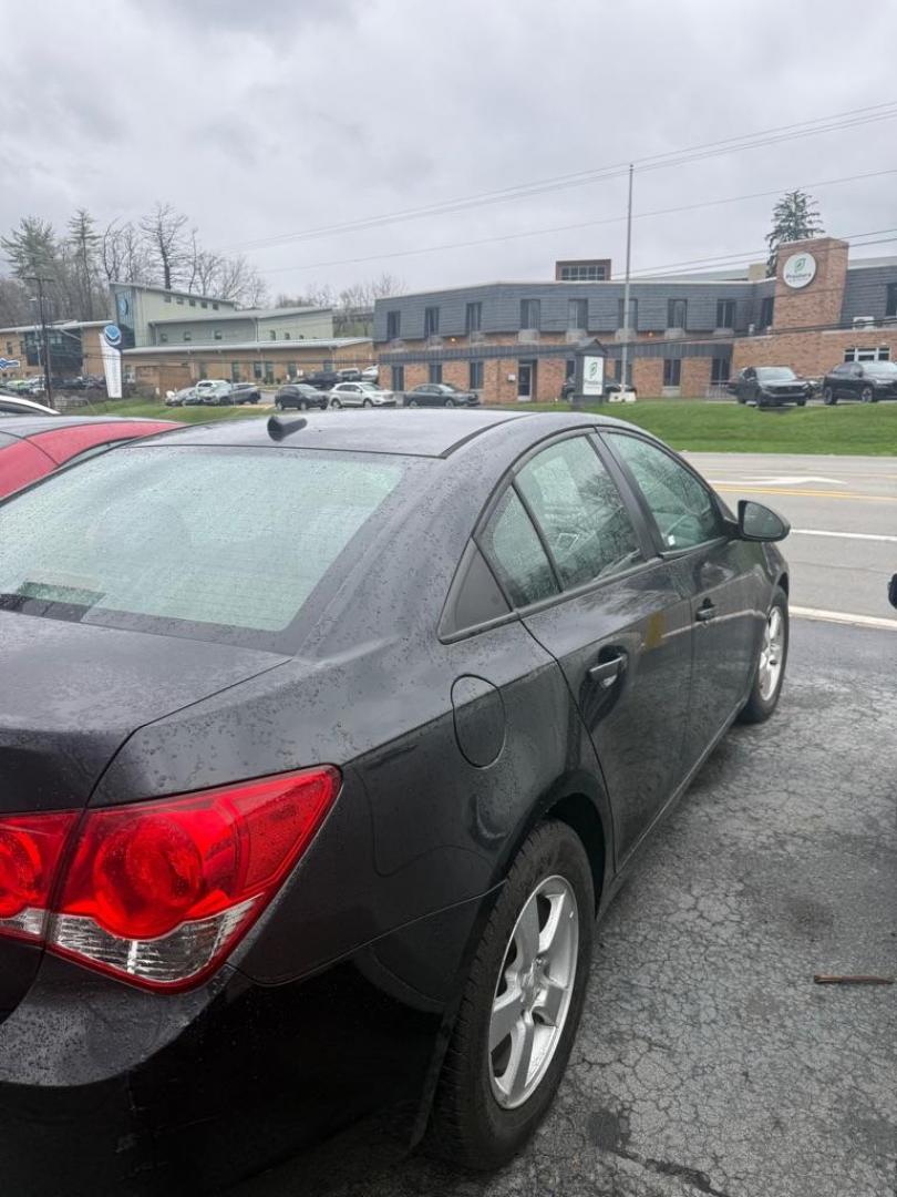 2014 BLACK CHEVROLET CRUZE LS (1G1PA5SH0E7) with an 1.8L engine, Automatic transmission, located at 3338 US Rt. 60 East, Huntington, WV, 25705, (304) 733-9888, 38.411072, -82.379471 - Photo#2