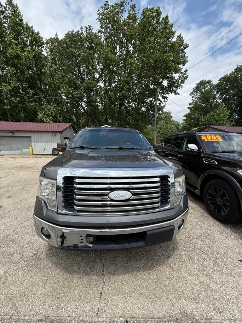 2012 GRAY FORD F150 SUPERCREW (1FTFW1CF4CF) with an 5.0L engine, Automatic transmission, located at 3338 US Rt. 60 East, Huntington, WV, 25705, (304) 733-9888, 38.411072, -82.379471 - Photo#0