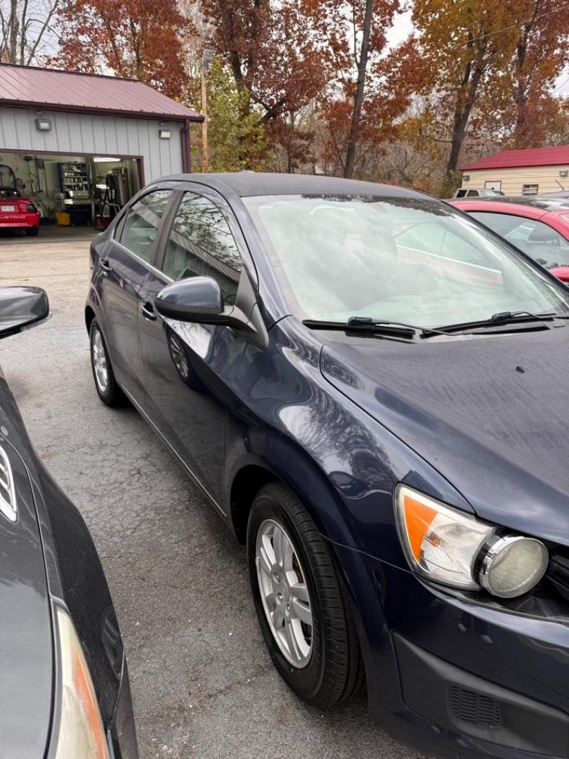2015 BLUE CHEVROLET SONIC LT (1G1JC5SH5F4) with an 1.8L engine, Automatic transmission, located at 3338 US Rt. 60 East, Huntington, WV, 25705, (304) 733-9888, 38.411072, -82.379471 - Photo#1